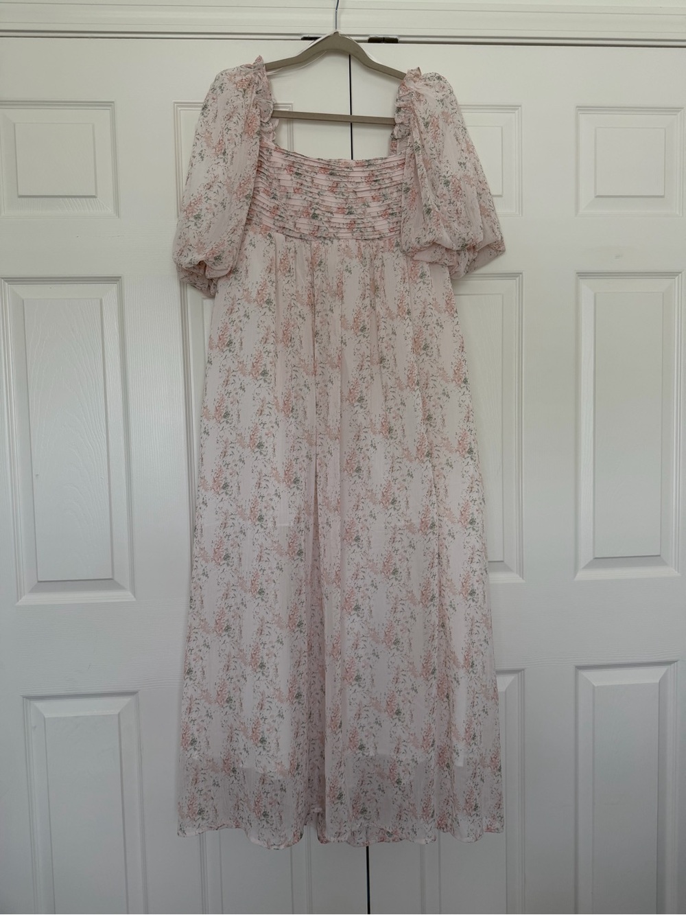 Worth Collective Floral Puff-Sleeve Smocked Maxi Dress in Light Pink Floral